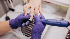 Your Nails Aren’t Thinner Because of Polish: The Biggest Mistake After Removing Gel Polish